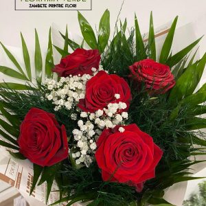 https://florariaverde.ro/wp-content/uploads/2022/03/Buchet-trandafiri-rosii-Floraria-Verde-cu-logo-2-300x300.jpg